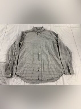 Pre loved GAP shirt mens size L